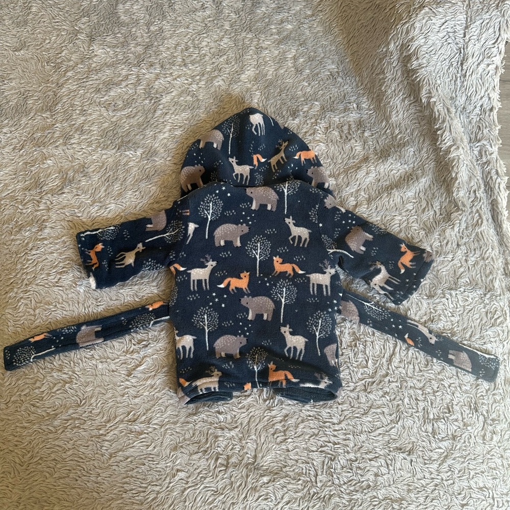 Baby Robe with hood - Picture 3 of 6